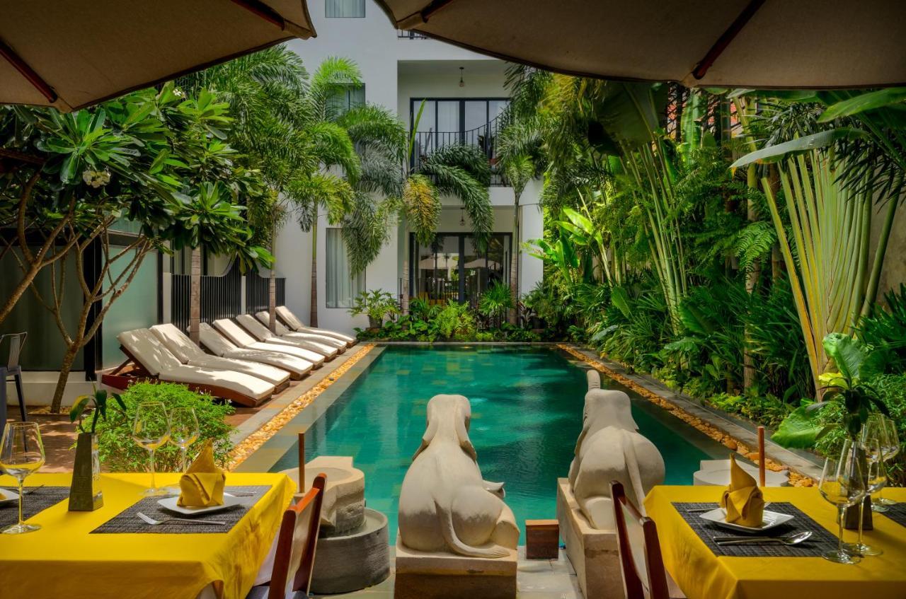 The Thirdfold Residence Сием Реап Екстериор снимка The hotel's pool